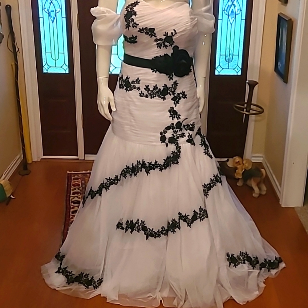 Light in the Box Wedding Dress